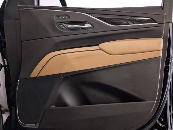 Cadillac Escalade V с пробегом 2023 года, цена 10 200 000 рублей, 37639 км, внедорожник, Автокод Объявления