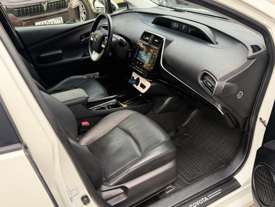 Toyota Prius IV (XW50) Санкт-Петербург  - изображение 9