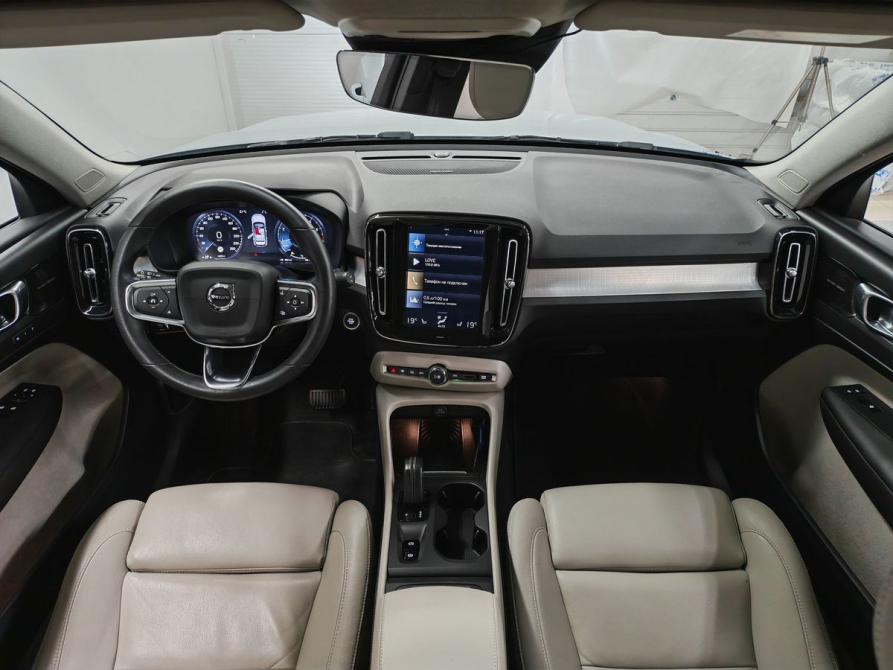 Volvo XC40 I Москва  - изображение 11