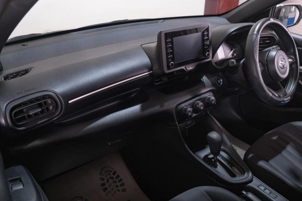 Toyota Yaris IV Томск  - изображение 12