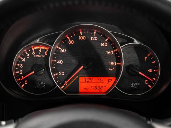 Toyota Ractis II с пробегом 2013 года, цена 975 000 рублей, 178387 км, хэтчбек, Автокод Объявления
