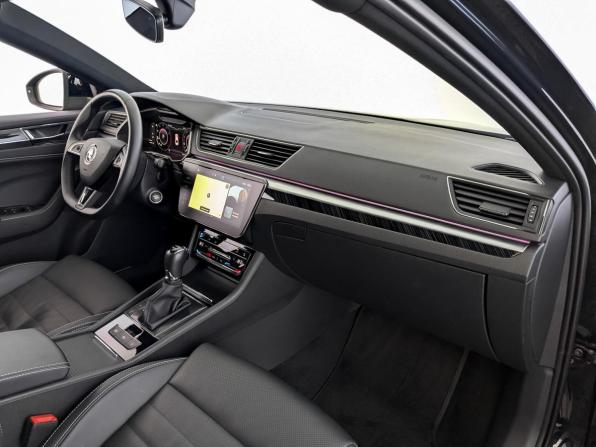 Skoda Superb III Рестайлинг с пробегом 2024 года, цена 3 420 000 рублей, 82225 км, лифтбек, Автокод Объявления