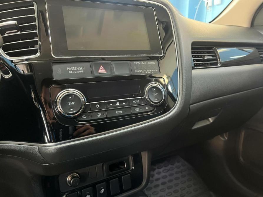 Mitsubishi Outlander III Рестайлинг 3 Нижнекамск  - изображение 16