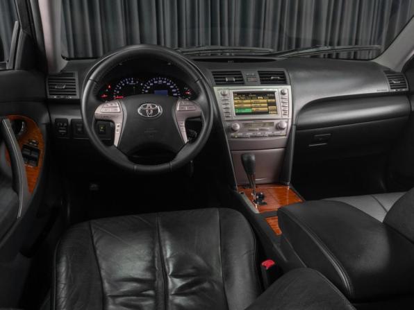 Toyota Camry VI (XV40) Рестайлинг с пробегом 2011 года, цена 1 349 000 рублей, 283083 км, седан, Автокод Объявления