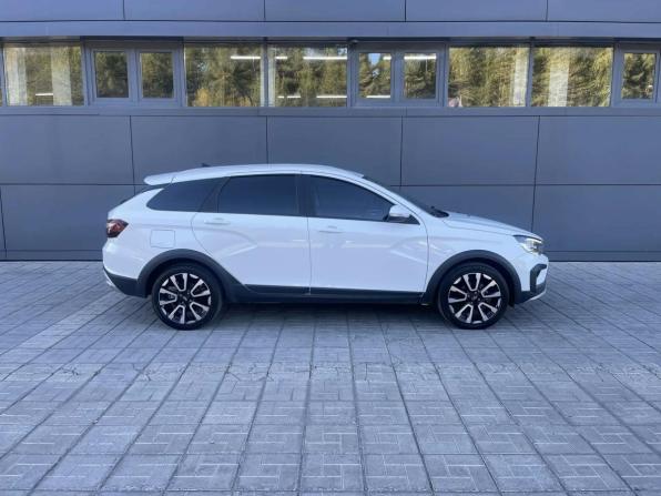 Lada (ВАЗ) Vesta I Рестайлинг (NG) с пробегом 2024 года, цена 1 900 000 рублей, 3300 км, универсал, Автокод Объявления