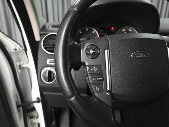 Land Rover Discovery IV Рестайлинг с пробегом 2015 года, цена 2 495 000 рублей, 147503 км, внедорожник, Автокод Объявления