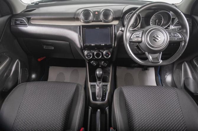 Suzuki Swift V с пробегом 2019 года, цена 1 449 000 рублей, 104500 км, хэтчбек, Автокод Объявления