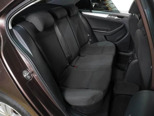 Volkswagen Jetta VI Рестайлинг с пробегом 2015 года, цена 1 050 000 рублей, 186183 км, седан, Автокод Объявления