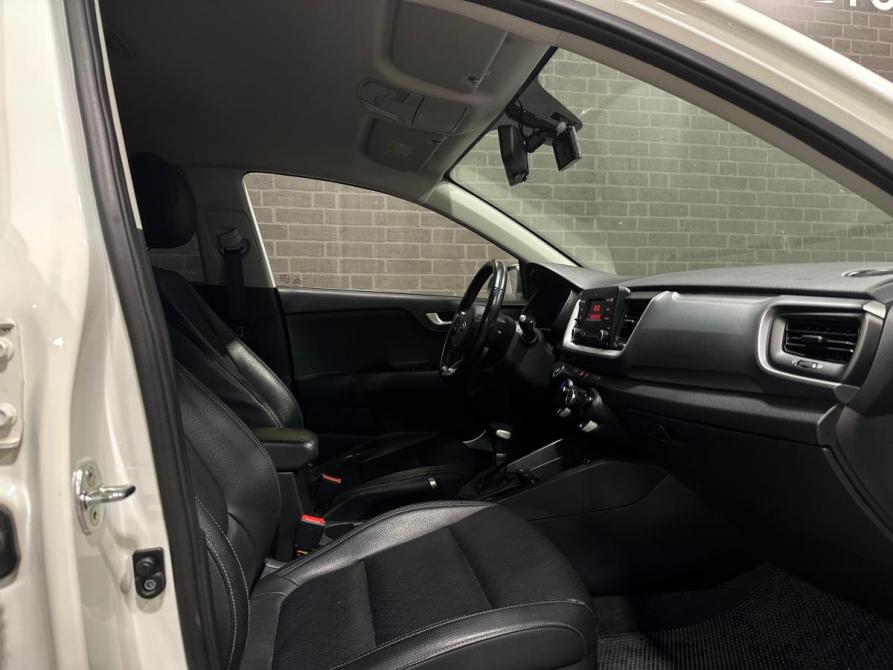 Kia Stonic I Челябинск  - изображение 7