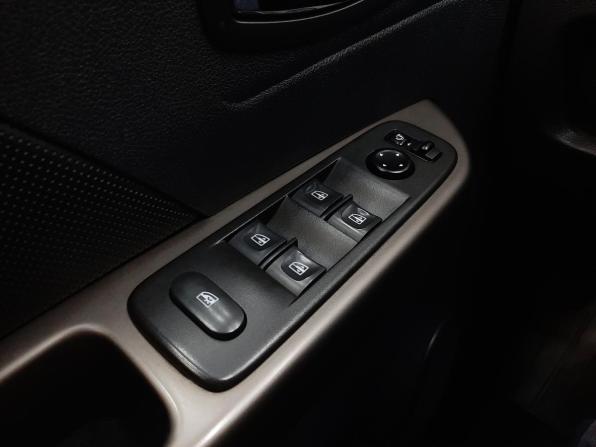 Renault Kaptur I с пробегом 2019 года, цена 1 420 000 рублей, 208148 км, внедорожник, Автокод Объявления
