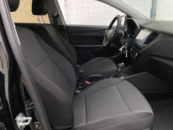 Hyundai Solaris II с пробегом 2019 года, цена 1 350 000 рублей, 104233 км, седан, Автокод Объявления