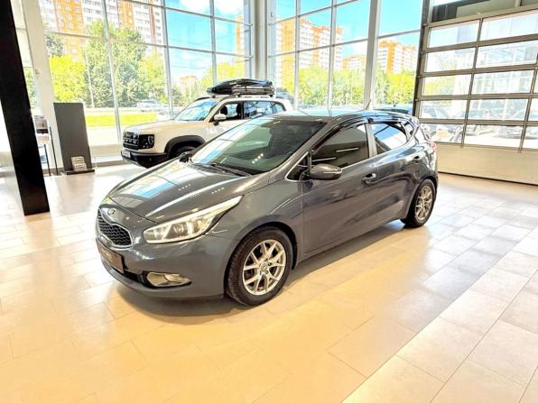 Kia Ceed II с пробегом 2013 года, цена 850 000 рублей, 171734 км, хэтчбек, Автокод Объявления
