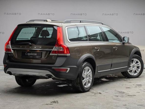 Volvo XC70 II Рестайлинг с пробегом 2015 года, цена 2 195 000 рублей, 206883 км, универсал, Автокод Объявления