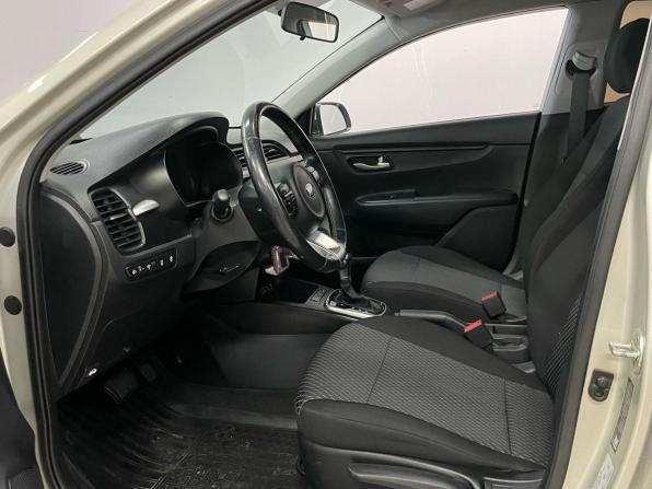 Kia Rio IV с пробегом 2018 года, цена 1 230 000 рублей, 181696 км, седан, Автокод Объявления