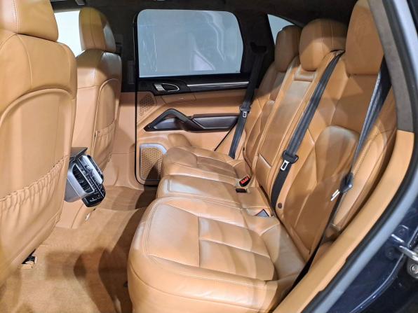 Porsche Cayenne II Рестайлинг (958) с пробегом 2015 года, цена 3 790 000 рублей, 174532 км, внедорожник, Автокод Объявления