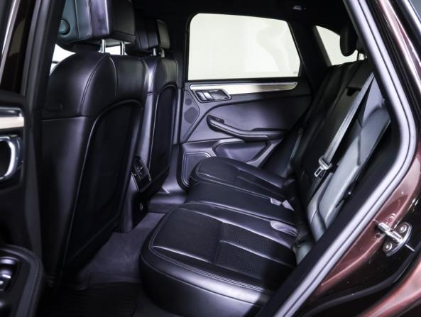 Porsche Macan I с пробегом 2018 года, цена 3 490 000 рублей, 113000 км, внедорожник, Автокод Объявления