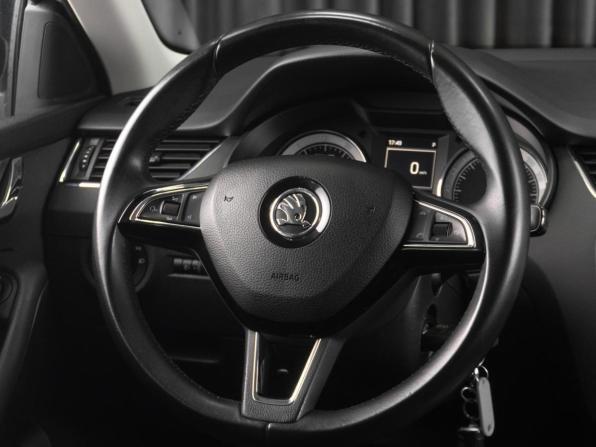 Skoda Octavia III (A7) с пробегом 2016 года, цена 1 459 000 рублей, 147477 км, лифтбек, Автокод Объявления