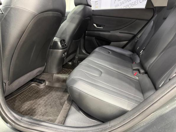 Hyundai Elantra VII (CN7) Рестайлинг с пробегом 2023 года, цена 1 999 000 рублей, 47010 км, седан, Автокод Объявления