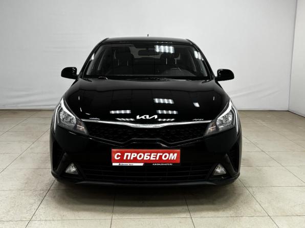 Kia Rio IV Рестайлинг с пробегом 2021 года, цена 1 690 000 рублей, 55874 км, седан, Автокод Объявления