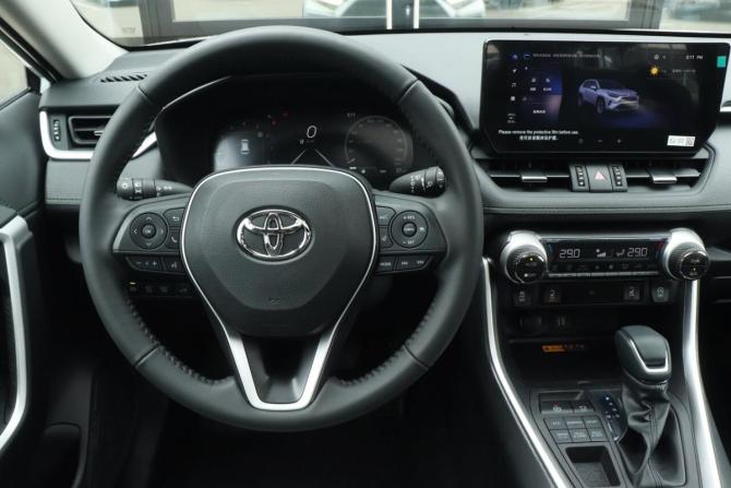 Toyota RAV4 V (XA50) с пробегом 2025 года, цена 4 350 000 рублей, 10 км, внедорожник, Автокод Объявления