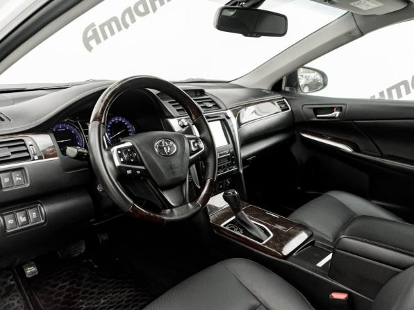 Toyota Camry VII (XV50) Рестайлинг 2 с пробегом 2017 года, цена 2 860 000 рублей, 97951 км, седан, Автокод Объявления