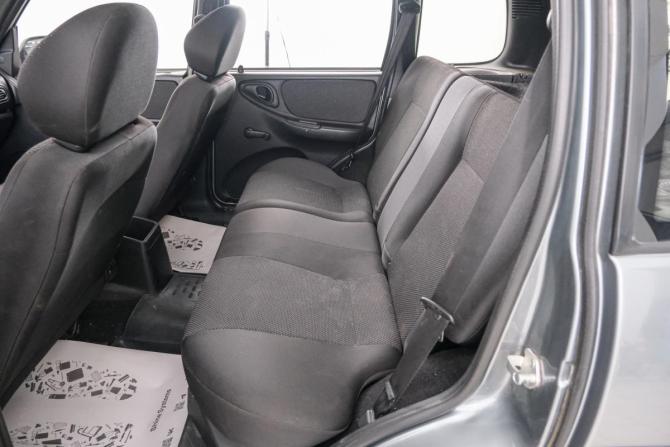 Chevrolet Niva I Рестайлинг с пробегом 2011 года, цена 849 000 рублей, 50000 км, внедорожник, Автокод Объявления