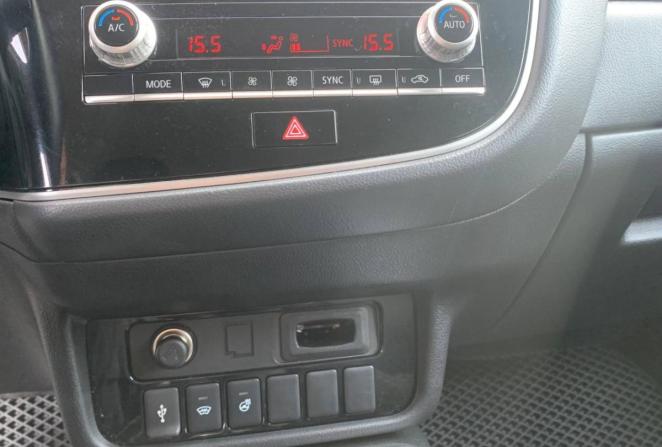 Mitsubishi Outlander III Рестайлинг 3 с пробегом 2021 года, цена 2 670 000 рублей, 50086 км, внедорожник, Автокод Объявления