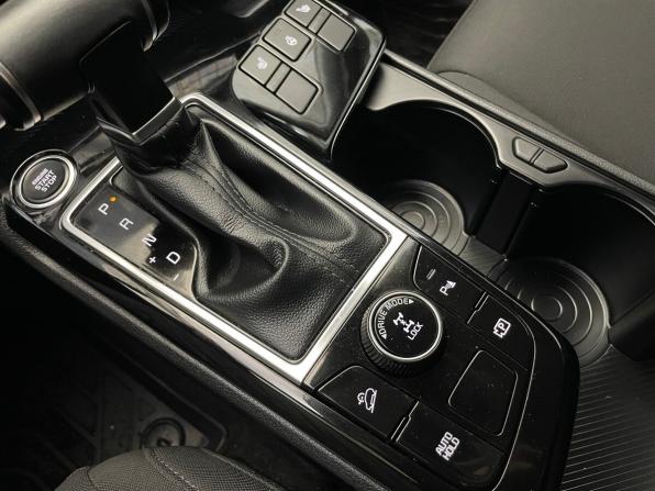 Kia Sportage V с пробегом 2024 года, цена 3 400 000 рублей, 29810 км, внедорожник, Автокод Объявления