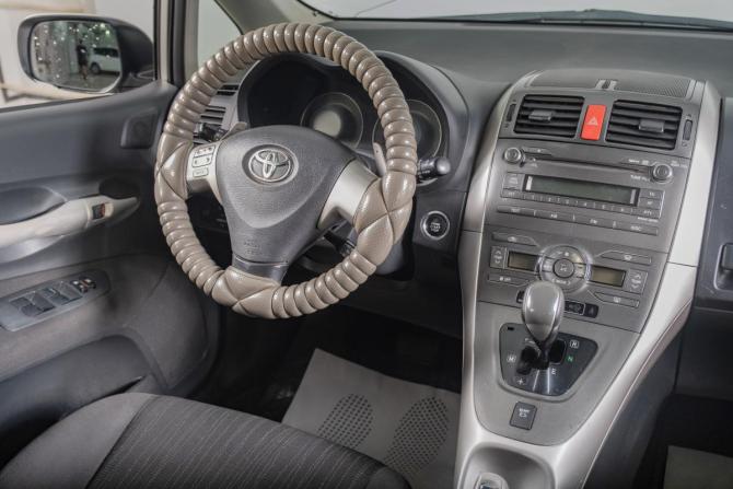 Toyota Auris I с пробегом 2007 года, цена 559 000 рублей, 237000 км, хэтчбек, Автокод Объявления