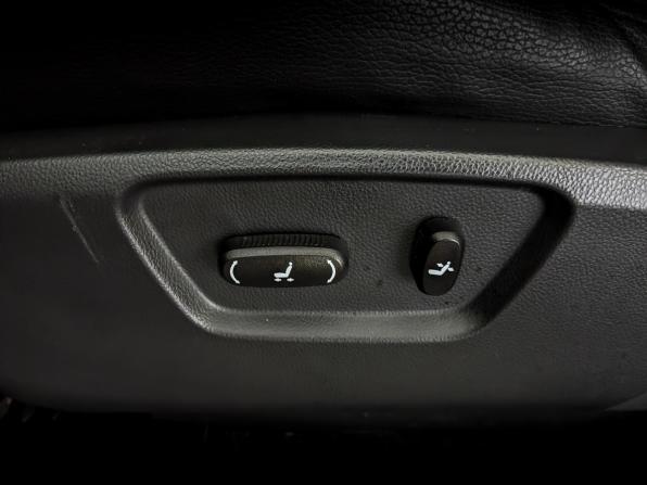 Opel Antara I Рестайлинг с пробегом 2013 года, цена 1 575 000 рублей, 51537 км, внедорожник, Автокод Объявления