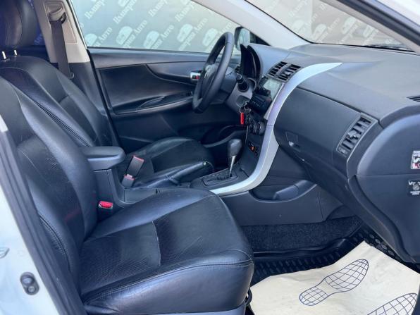 Toyota Corolla X (E140 E150) Рестайлинг с пробегом 2011 года, цена 900 000 рублей, 215000 км, седан, Автокод Объявления