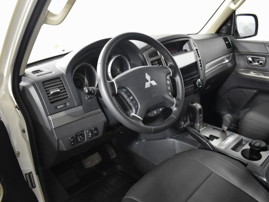 Mitsubishi Pajero IV Рестайлинг 2 Санкт-Петербург  - изображение 9