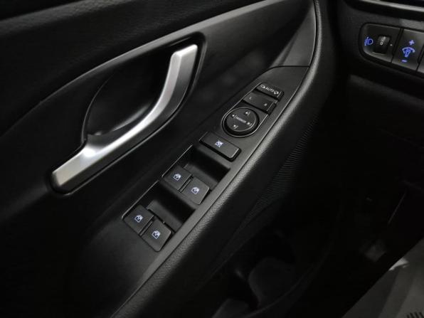Hyundai i30 III Рестайлинг 2 с пробегом 2022 года, цена 1 790 000 рублей, 83248 км, универсал, Автокод Объявления