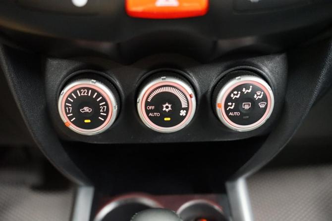 Mitsubishi ASX I с пробегом 2011 года, цена 972 000 рублей, 255706 км, внедорожник, Автокод Объявления