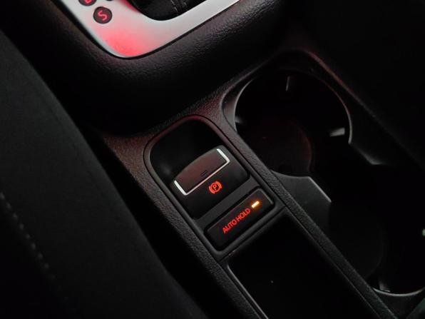 Volkswagen Tiguan I Рестайлинг с пробегом 2016 года, цена 1 421 000 рублей, 144603 км, внедорожник, Автокод Объявления