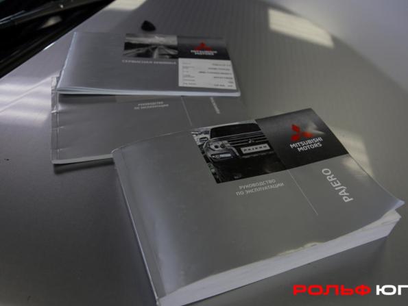 Mitsubishi Pajero IV Рестайлинг 2 с пробегом 2018 года, цена 3 088 000 рублей, 136595 км, внедорожник, Автокод Объявления