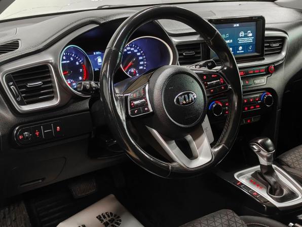 Kia Ceed III с пробегом 2019 года, цена 1 712 000 рублей, 89571 км, универсал, Автокод Объявления