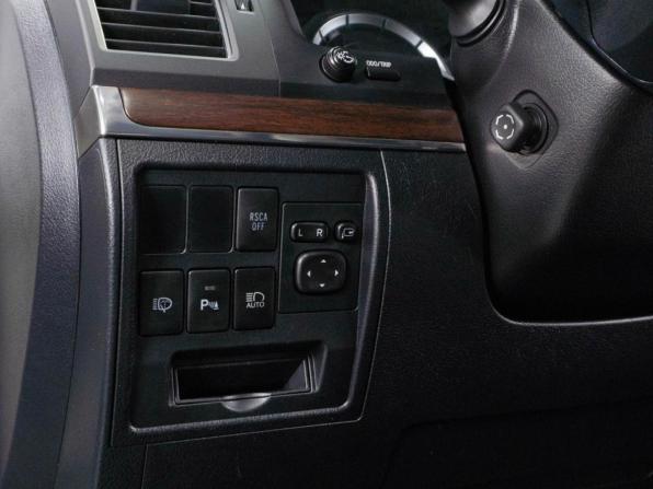 Toyota Land Cruiser 200 Series Рестайлинг 2 с пробегом 2016 года, цена 6 399 000 рублей, 275453 км, внедорожник, Автокод Объявления