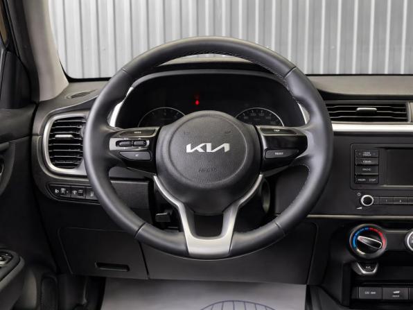 Kia Rio IV Рестайлинг с пробегом 2022 года, цена 1 797 000 рублей, 41736 км, хэтчбек, Автокод Объявления