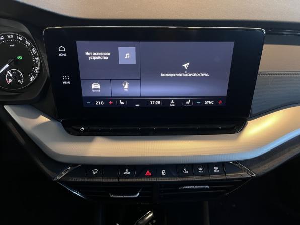 Skoda Octavia IV (A8) с пробегом 2021 года, цена 2 160 000 рублей, 162231 км, лифтбек, Автокод Объявления