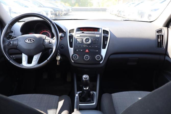 Kia Ceed I Рестайлинг с пробегом 2010 года, цена 569 000 рублей, 171000 км, хэтчбек, Автокод Объявления