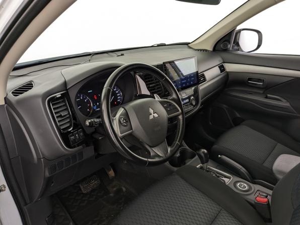 Mitsubishi Outlander III Рестайлинг с пробегом 2014 года, цена 1 600 750 рублей, 111923 км, внедорожник, Автокод Объявления