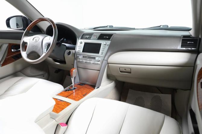 Toyota Camry VI (XV40) Рестайлинг с пробегом 2011 года, цена 1 199 000 рублей, 330000 км, седан, Автокод Объявления