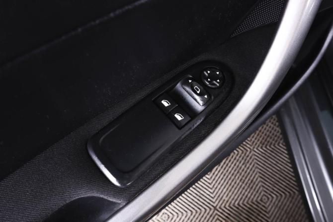Peugeot 408 I с пробегом 2012 года, цена 599 000 рублей, 292292 км, седан, Автокод Объявления