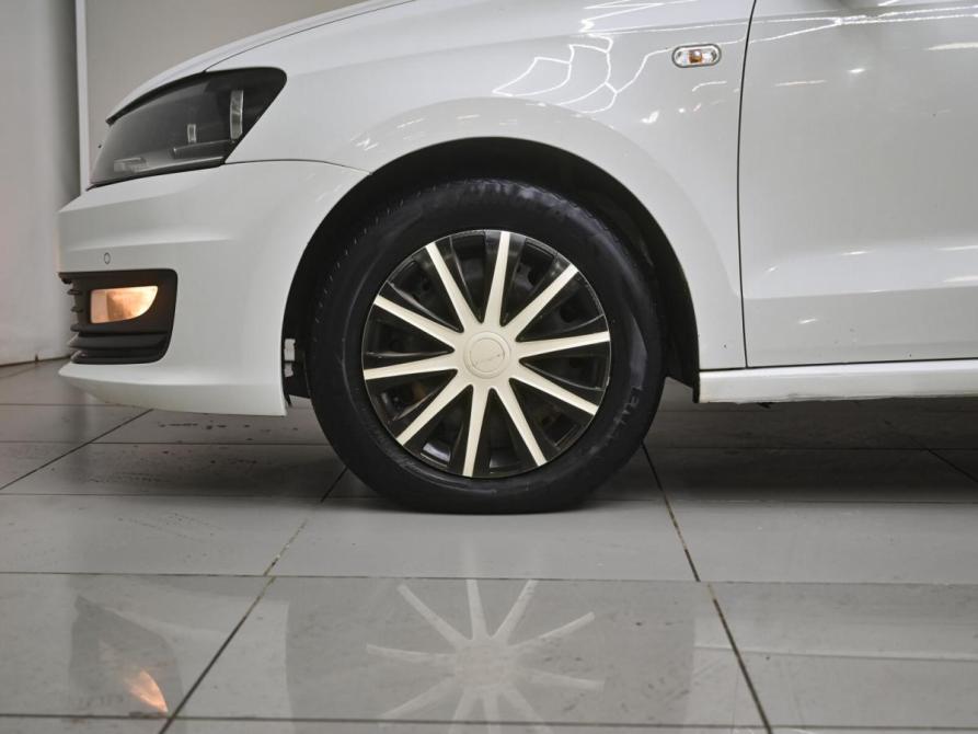 Volkswagen Polo V Рестайлинг Челябинск  - изображение 5