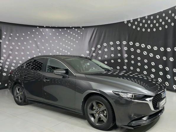 Mazda 3 IV (BP) с пробегом 2019 года, цена 1 656 000 рублей, 37755 км, седан, Автокод Объявления