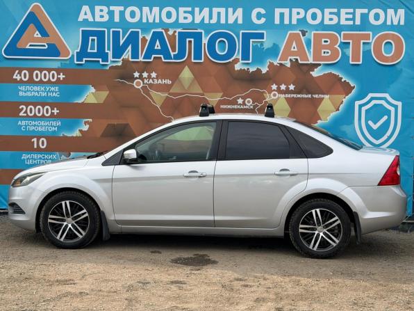 Ford Focus II Рестайлинг с пробегом 2010 года, цена 650 000 рублей, 177898 км, седан, Автокод Объявления