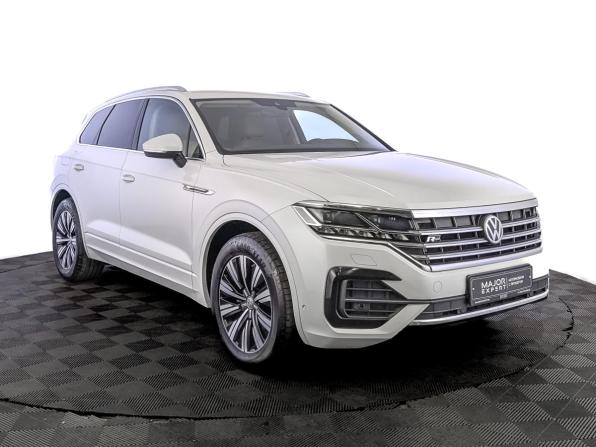 Volkswagen Touareg III с пробегом 2019 года, цена 5 995 000 рублей, 50211 км, внедорожник, Автокод Объявления