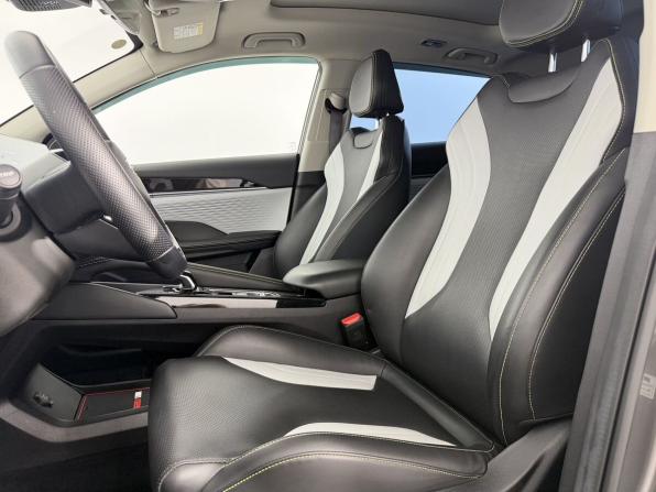 Geely Coolray I Рестайлинг с пробегом 2023 года, цена 2 100 000 рублей, 28853 км, внедорожник, Автокод Объявления