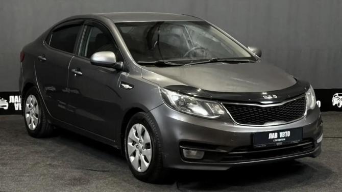 Kia Rio III Рестайлинг с пробегом 2017 года, цена 1 099 000 рублей, 105000 км, седан, Автокод Объявления